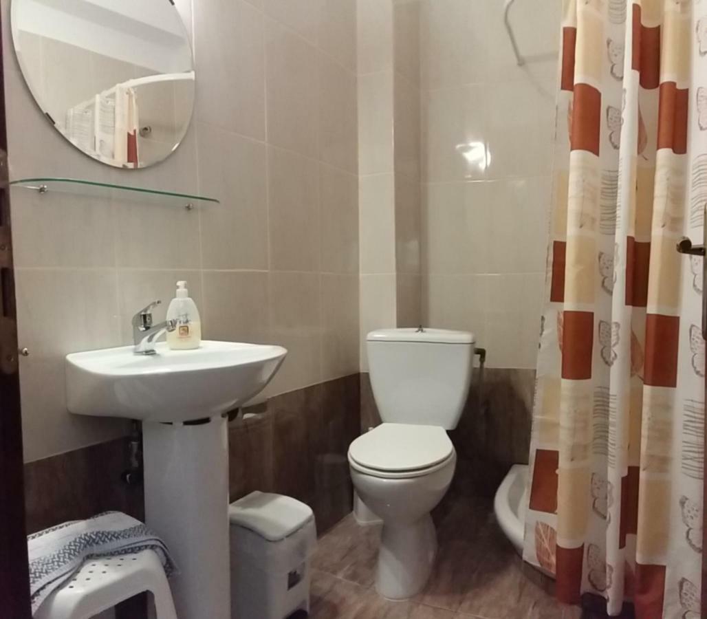 Gougousis Apartments Kaloyiros Dış mekan fotoğraf